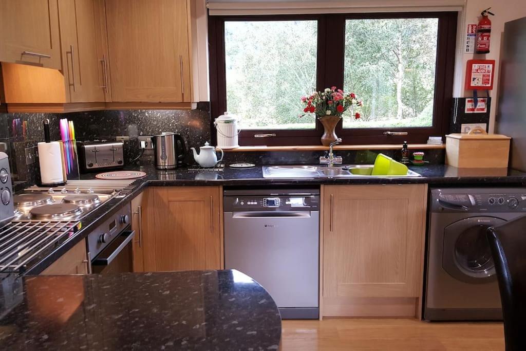 Roe Deer Cottage Near Glencoe Fort William Zewnętrze zdjęcie